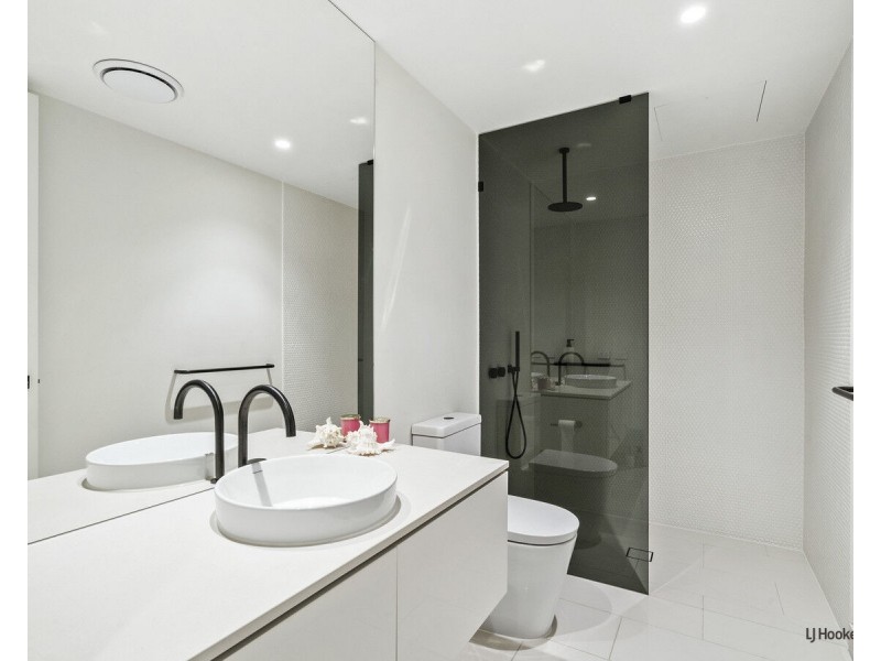 2403/1328 Gold Coast Highway, Palm Beach QLD 4221