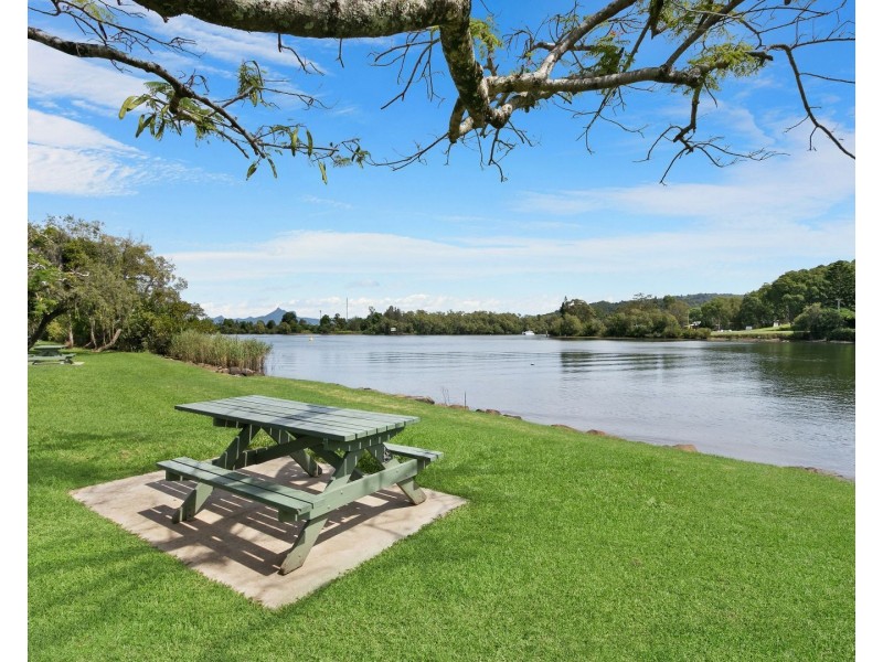 54 Riverside Drive, Tumbulgum NSW 2490