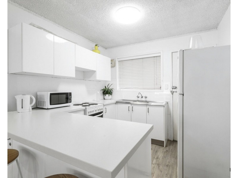 1/5 Douglas Street, Coolangatta QLD 4225