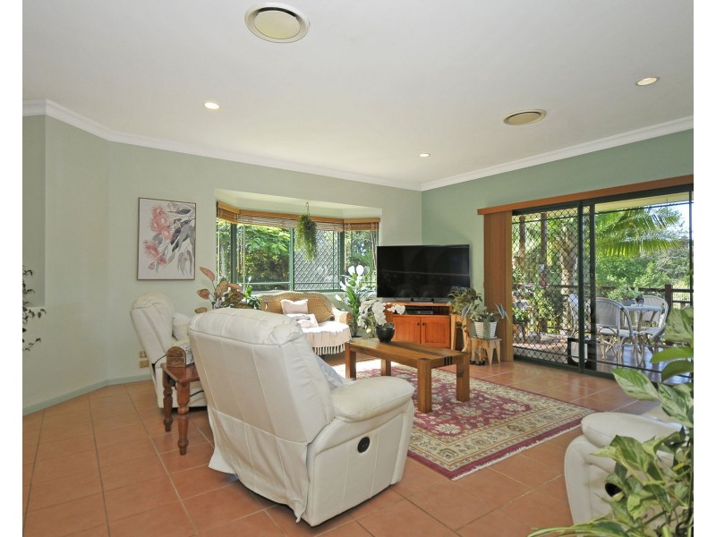 50 Dungogie Drive, Tallebudgera QLD 4228