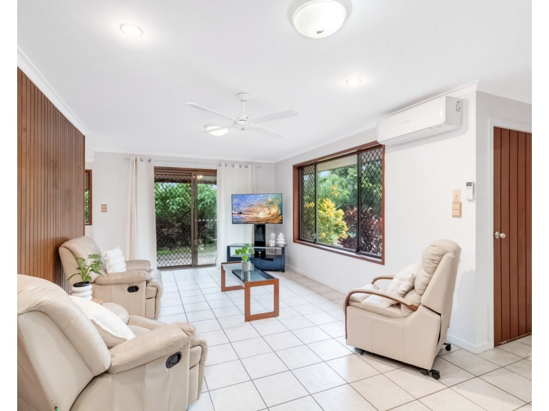 2/1 Jacaranda Avenue, Tweed Heads West NSW 2485