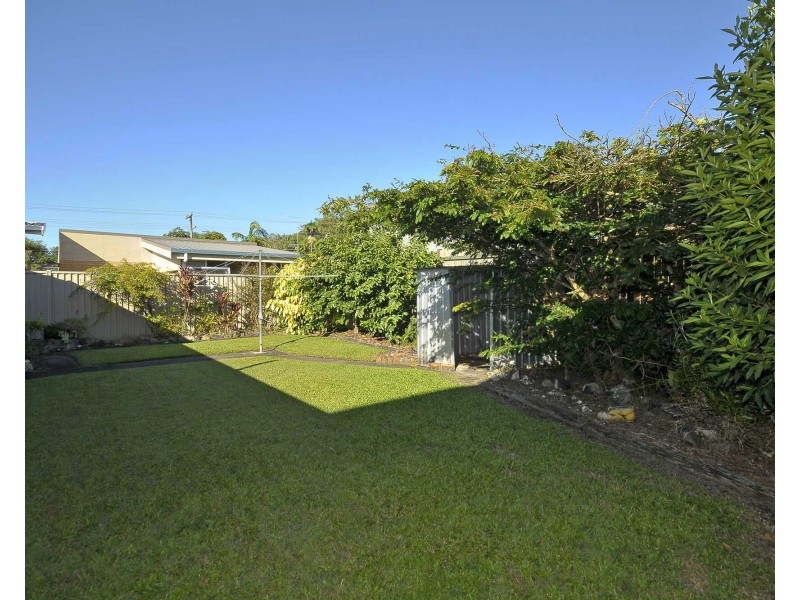 4 Dilgara Street, Tugun QLD 4224