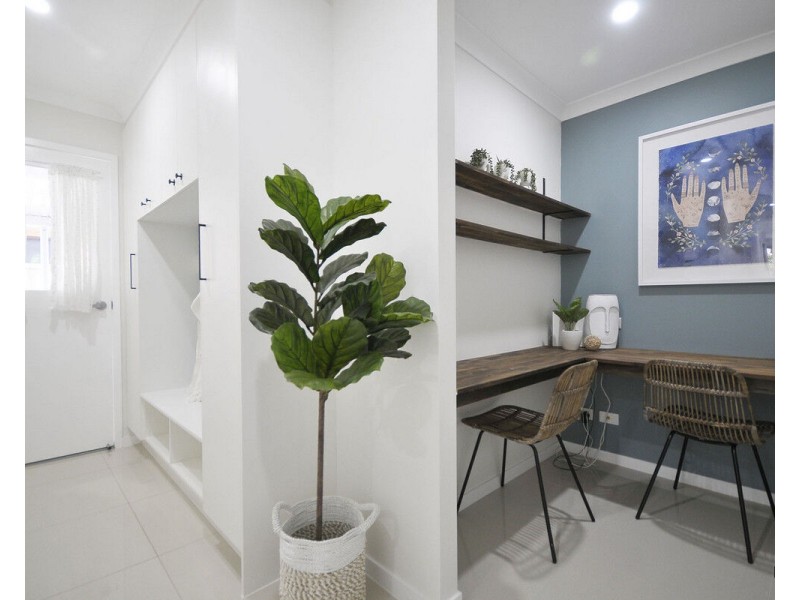 37 Tatha Avenue, Palm Beach QLD 4221