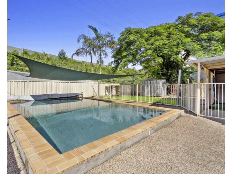 36 Herbert Street, Currumbin Waters QLD 4223