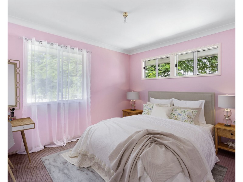 36 Herbert Street, Currumbin Waters QLD 4223