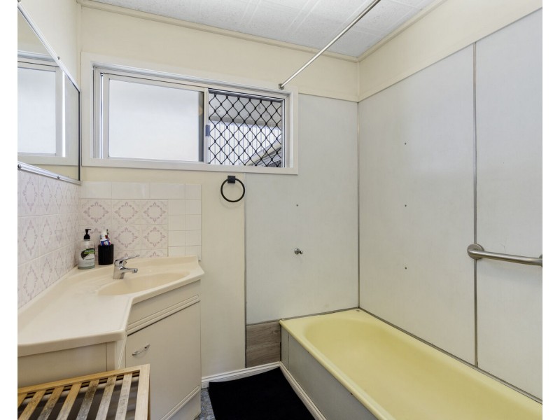 36 Herbert Street, Currumbin Waters QLD 4223