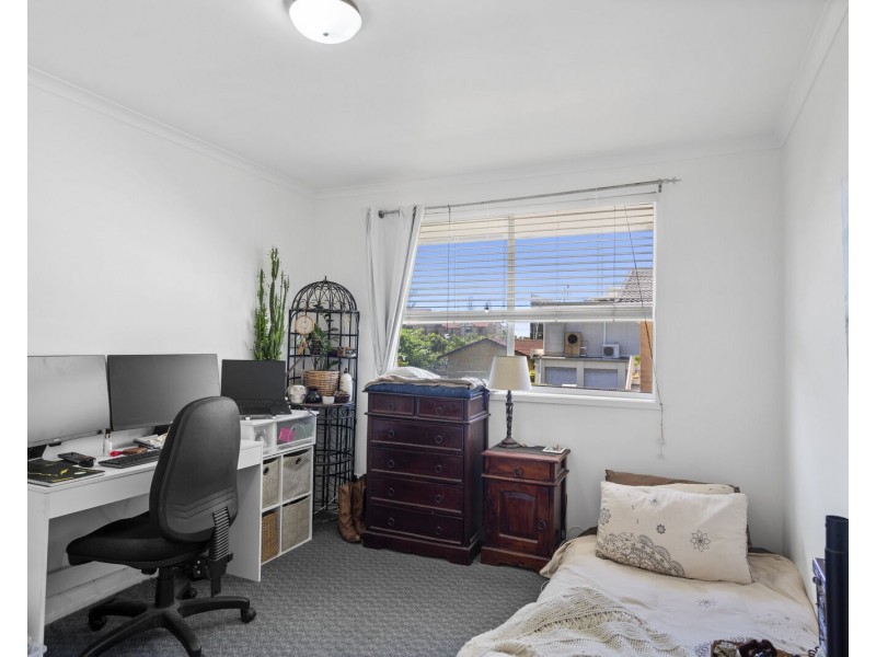 2/11 Fifteenth Avenue, Palm Beach QLD 4221