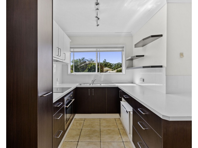 4/4 Clancy Court, Tugun QLD 4224