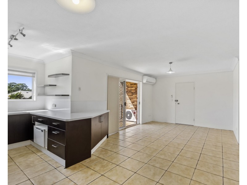 4/4 Clancy Court, Tugun QLD 4224