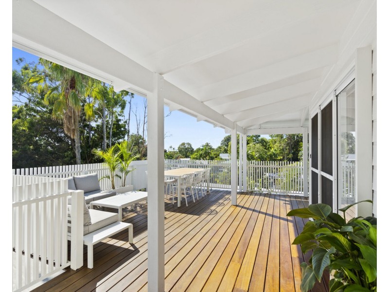 3 Rottnest Court, Elanora QLD 4221