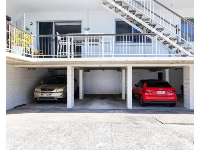 2/738 Pacific Parade, Currumbin QLD 4223