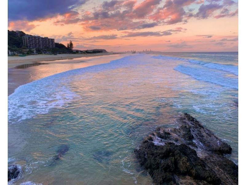 2/738 Pacific Parade, Currumbin QLD 4223