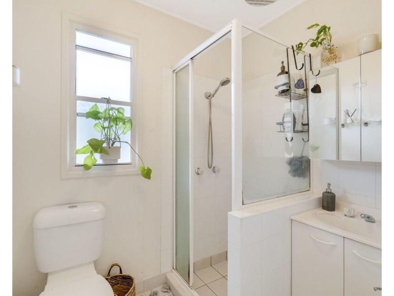 2/32 Third Avenue, Palm Beach QLD 4221