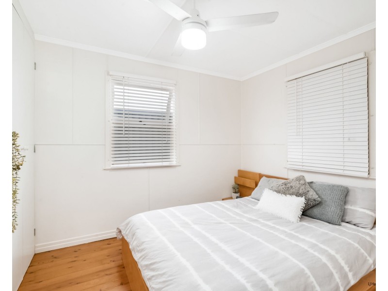 2/32 Third Avenue, Palm Beach QLD 4221