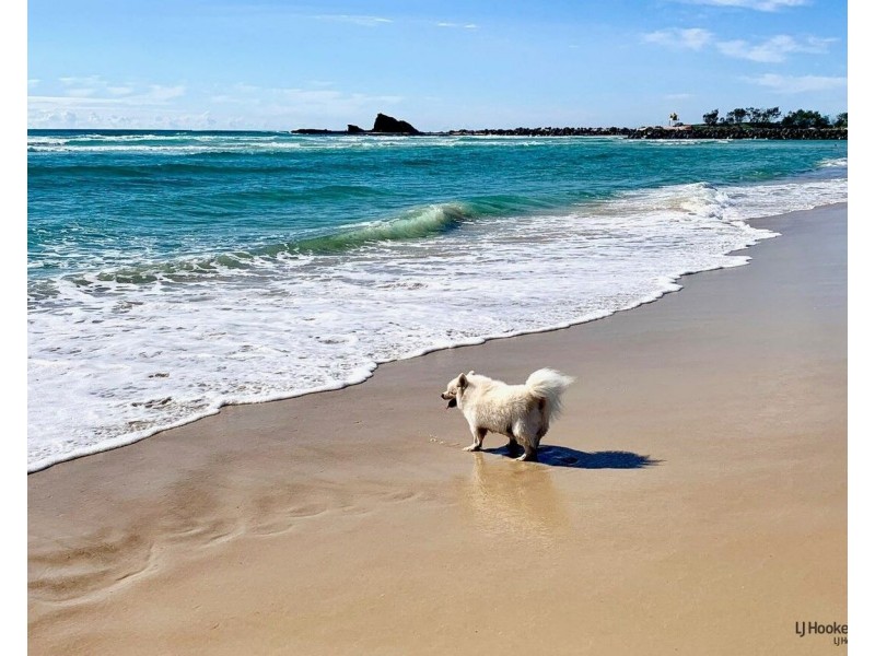 2/32 Third Avenue, Palm Beach QLD 4221