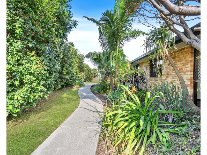 60 Coolibah Drive, Palm Beach QLD 4221