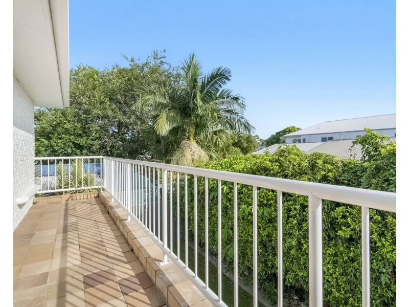 2/30 Cypress Terrace, Palm Beach QLD 4221