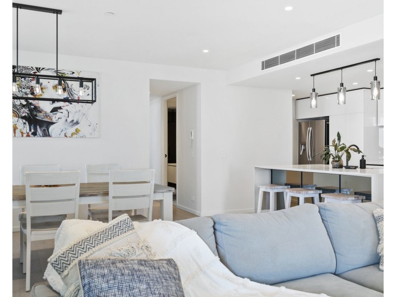 2701/1328 Gold Coast Highway, Palm Beach QLD 4221