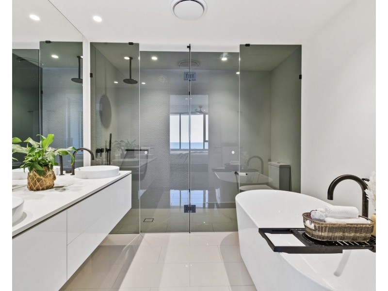 2701/1328 Gold Coast Highway, Palm Beach QLD 4221