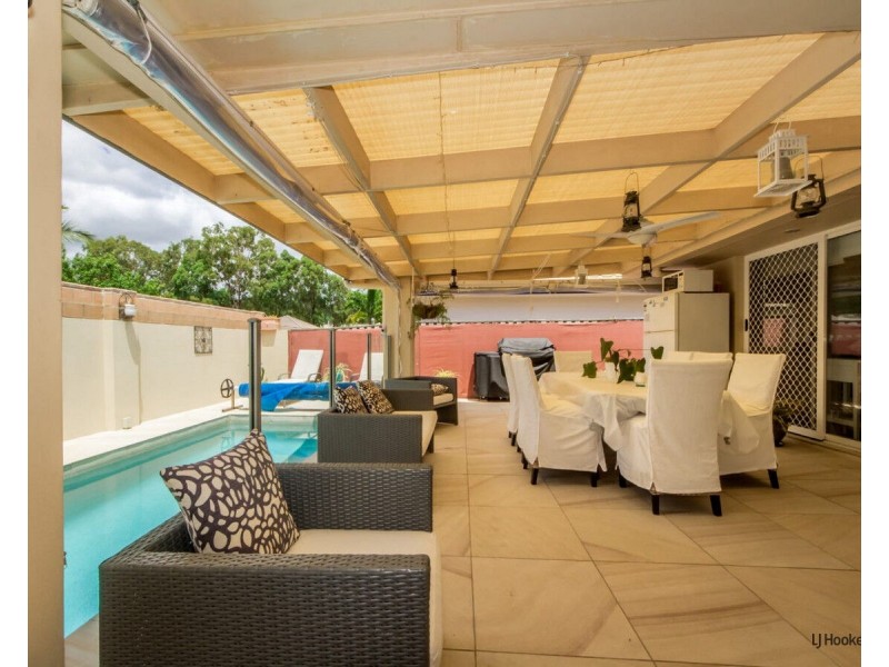 4 Casablanca Court, Burleigh Waters QLD 4220