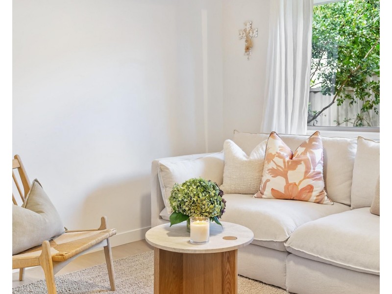 32 Sapphire Place, Elanora QLD 4221