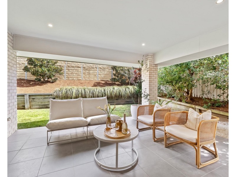 32 Sapphire Place, Elanora QLD 4221