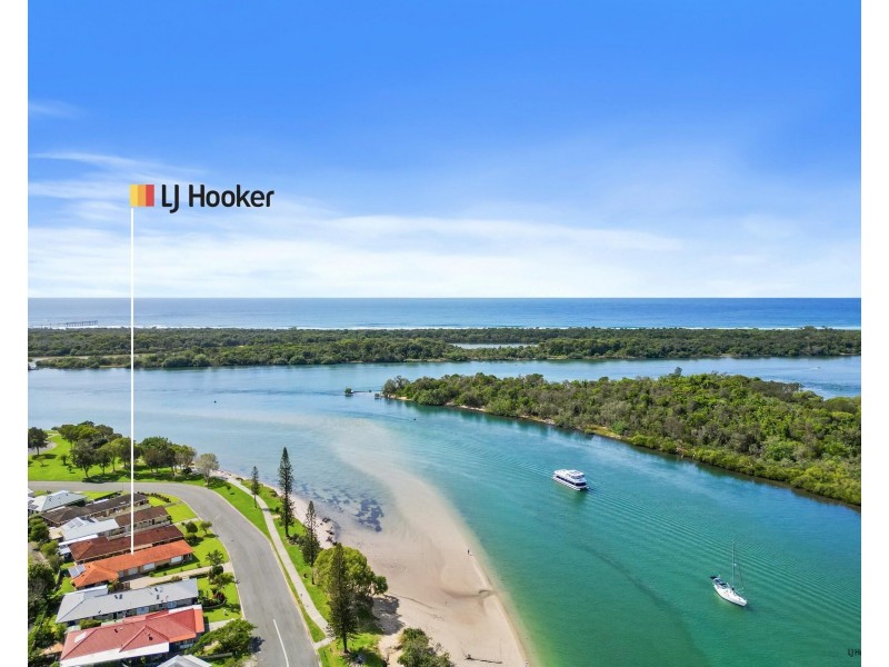 2/60 Keith Compton Drive, Tweed Heads NSW 2485