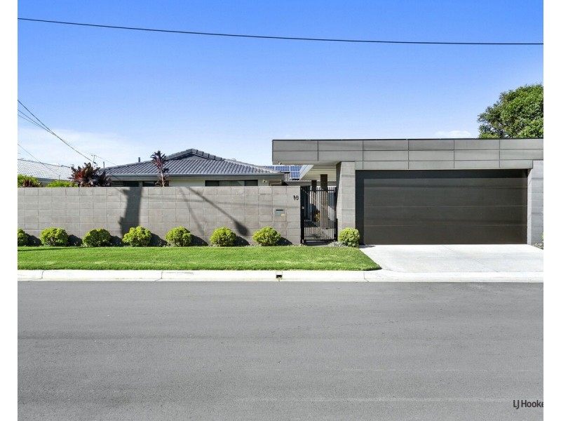 10 Swordfish Court, Palm Beach QLD 4221