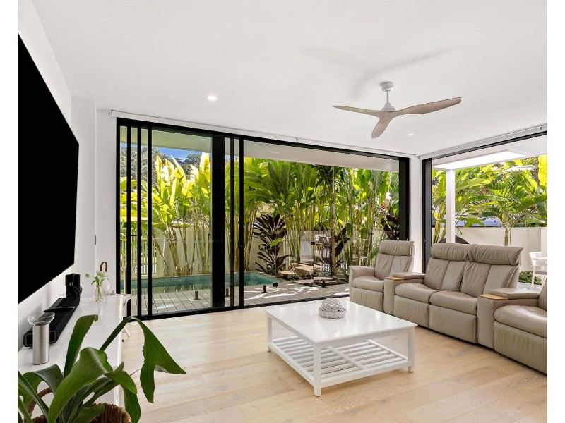 22 Tawarri Cr, Burleigh Heads QLD 4220