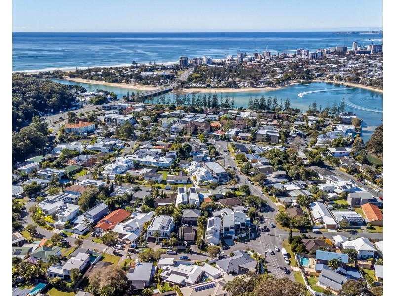 22 Tawarri Cr, Burleigh Heads QLD 4220