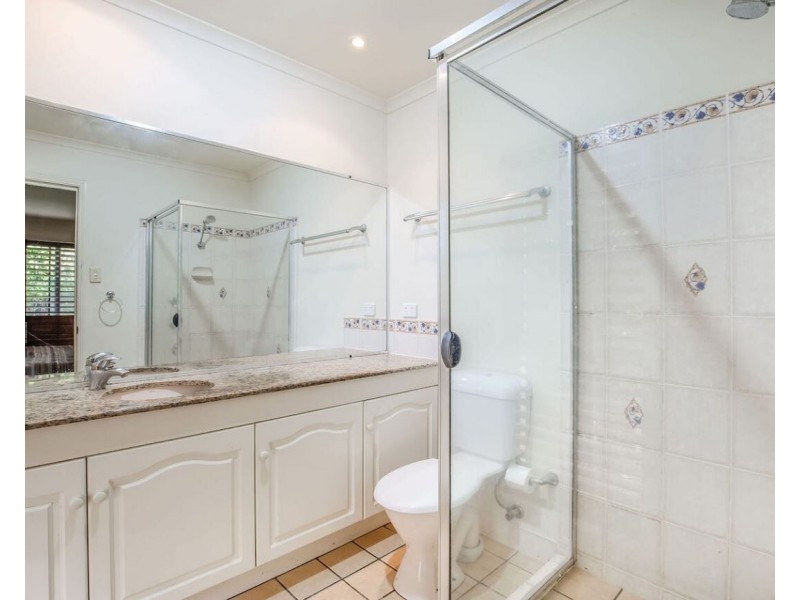 5 Lanai Drive, Burleigh Waters QLD 4220