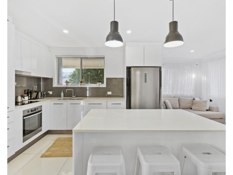 3/11 Fifteenth Avenue, Palm Beach QLD 4221