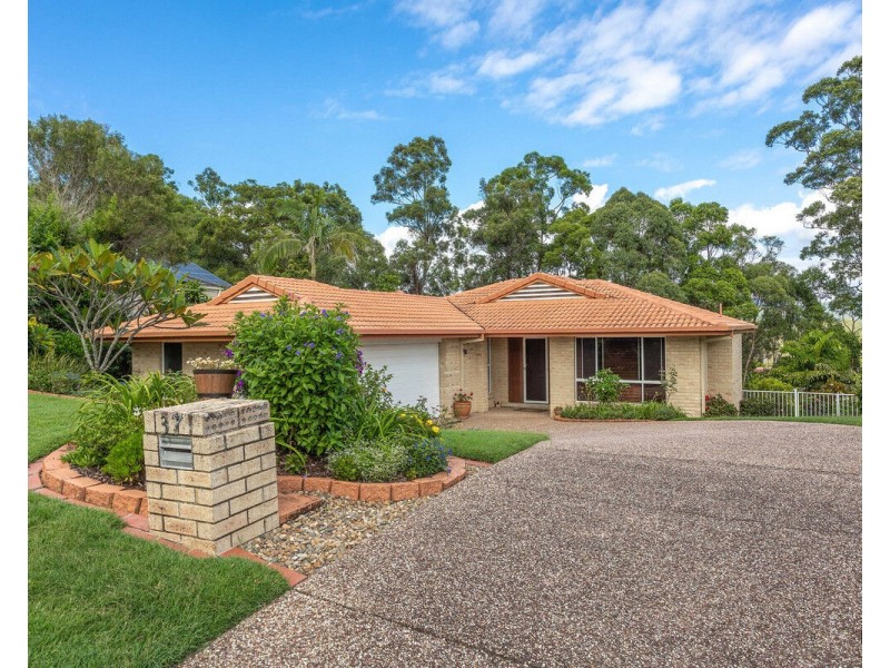37 Hibertia Avenue, Elanora QLD 4221