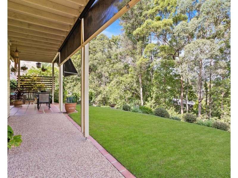 37 Hibertia Avenue, Elanora QLD 4221