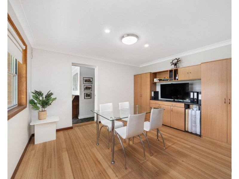 13 Myrtle Court, Palm Beach QLD 4221