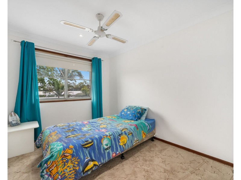 13 Myrtle Court, Palm Beach QLD 4221