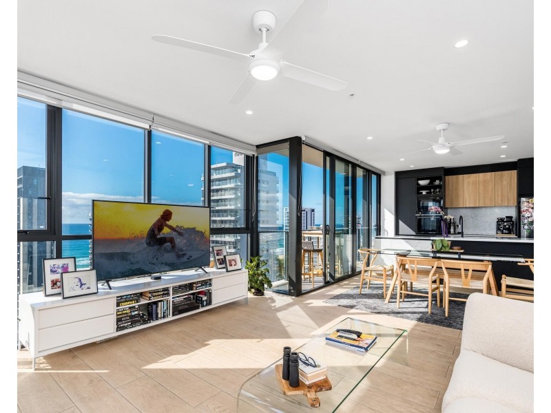 76/18 Chelsea Avenue, Broadbeach QLD 4218