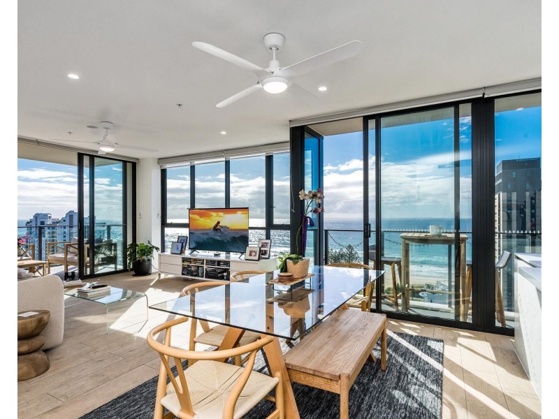 76/18 Chelsea Avenue, Broadbeach QLD 4218