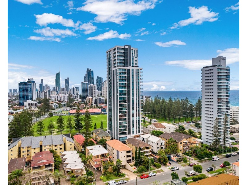 76/18 Chelsea Avenue, Broadbeach QLD 4218