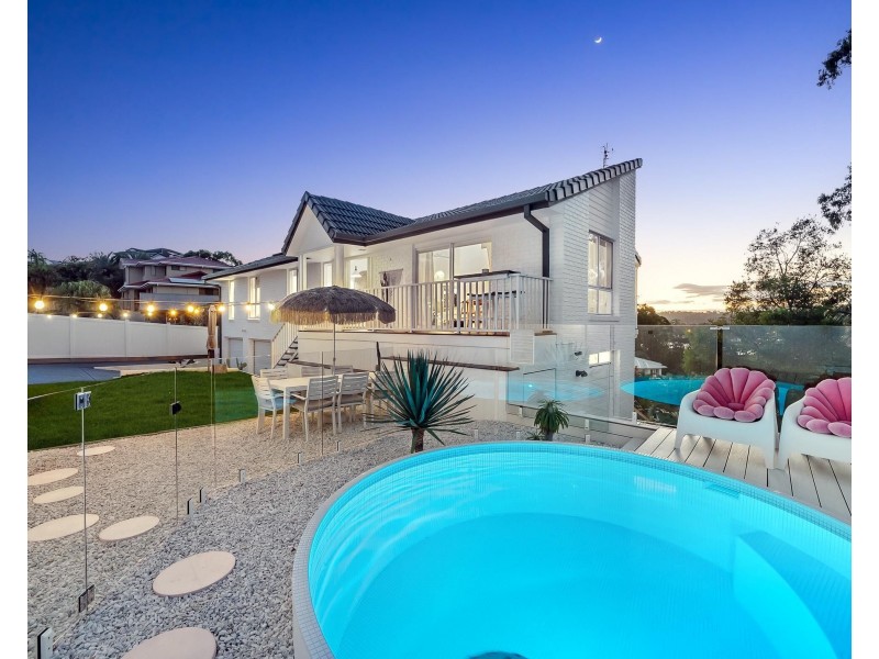 15 Jarrahdale Drive, Elanora QLD 4221