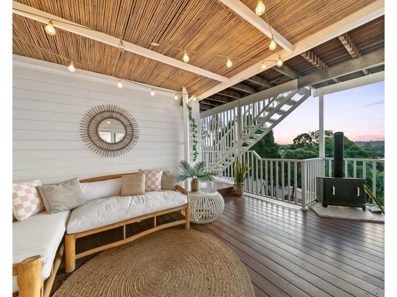 15 Jarrahdale Drive, Elanora QLD 4221