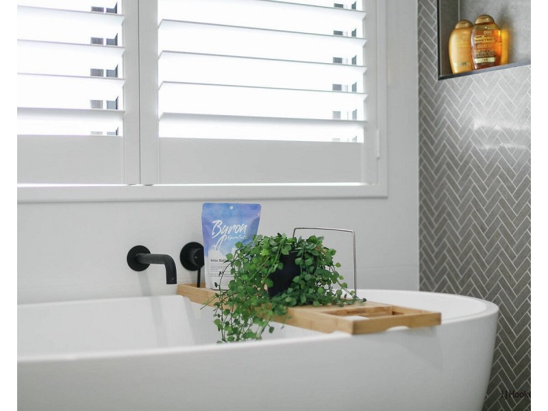 21 Barklya Place, Palm Beach QLD 4221
