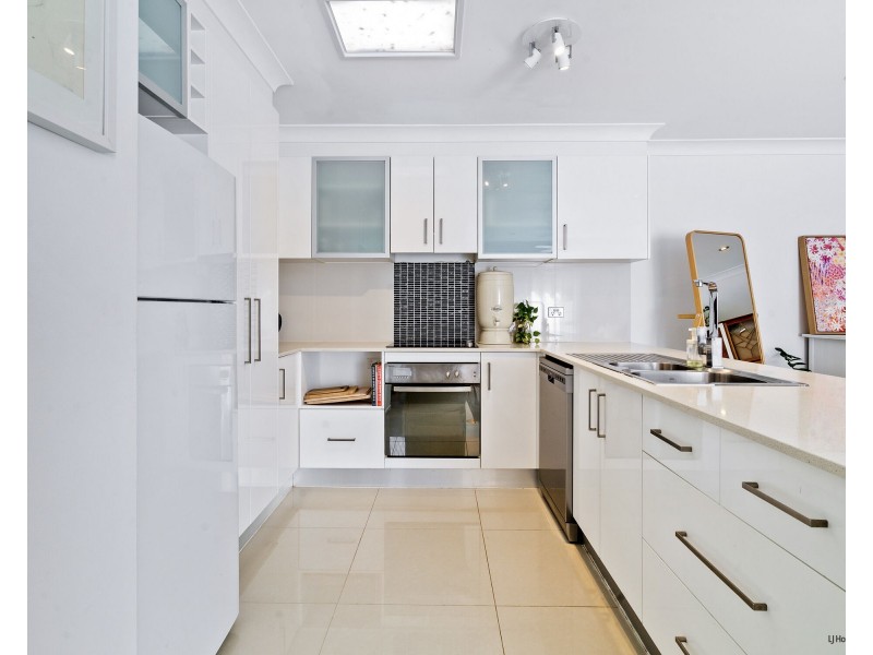 1/14 Walker Avenue, Palm Beach QLD 4221
