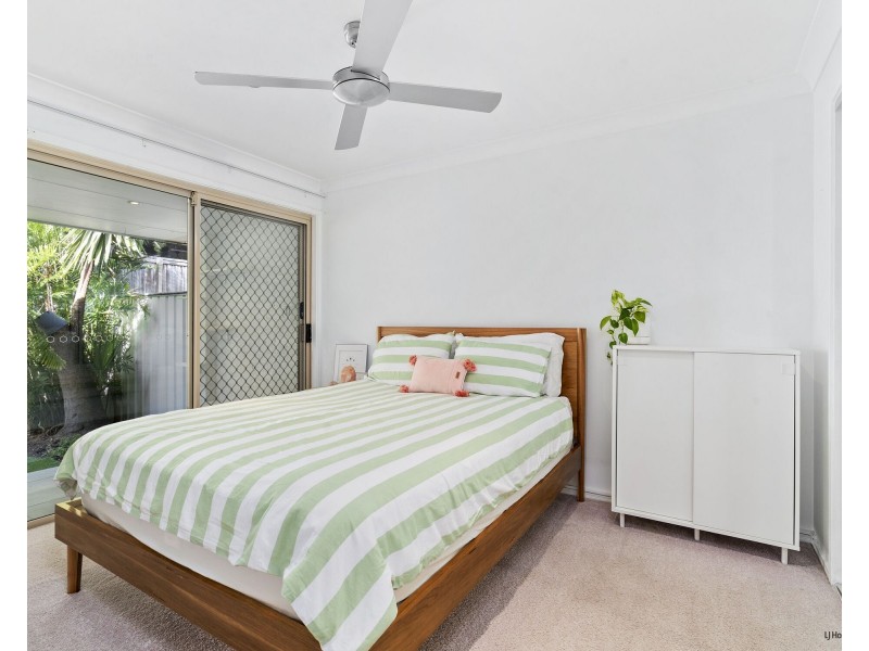 1/14 Walker Avenue, Palm Beach QLD 4221