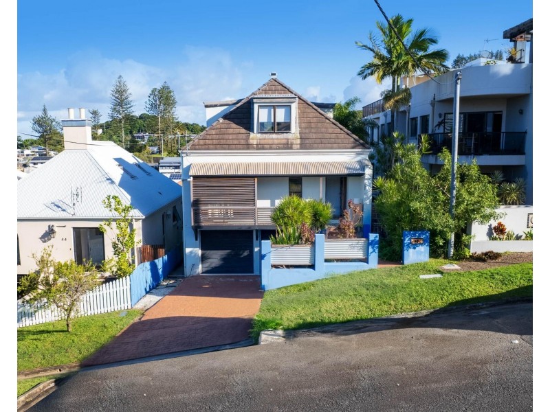 42 Tweed Street, Coolangatta QLD 4225