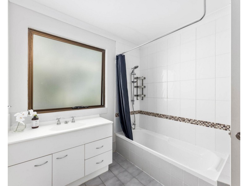 42 Tweed Street, Coolangatta QLD 4225