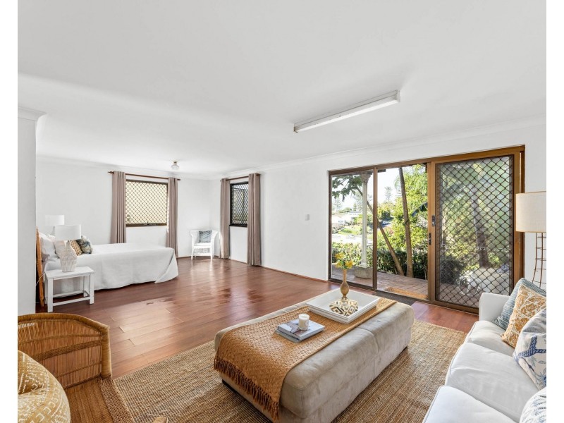 42 Tweed Street, Coolangatta QLD 4225