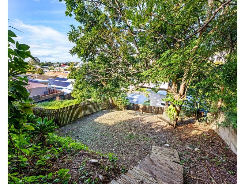 42 Tweed Street, Coolangatta QLD 4225