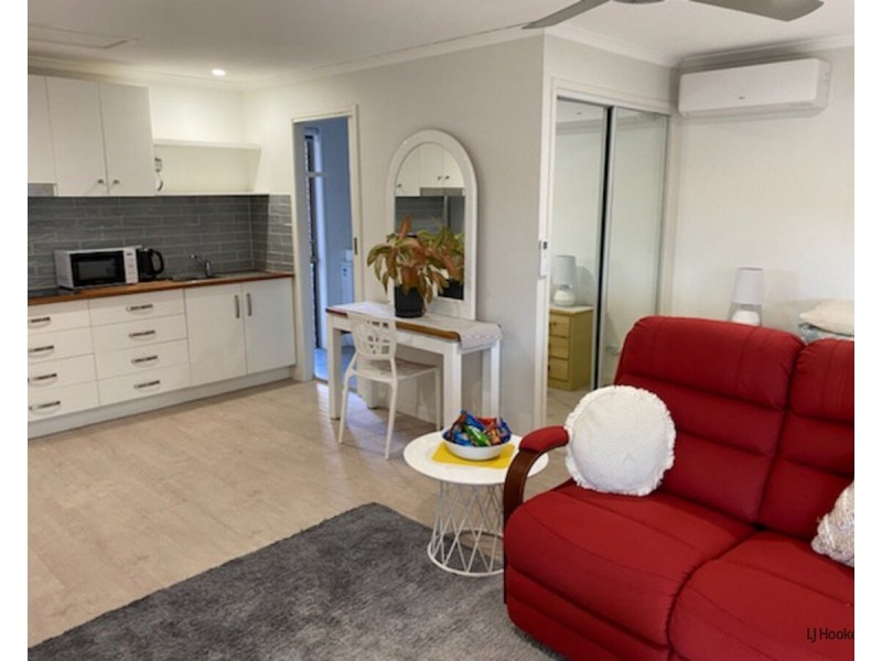 67 Killarney Avenue, Robina QLD 4226