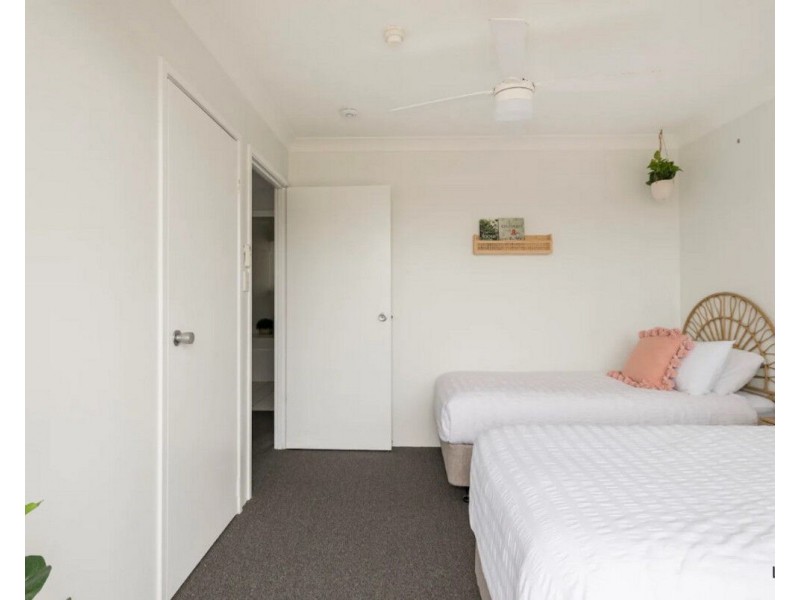 22/14 Jefferson Lane, Palm Beach QLD 4221